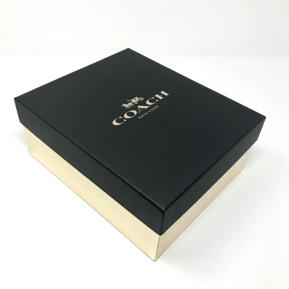 COACH Boxed Leopard Print Cosmetic Gift Set NWT - Picture 6 of 6